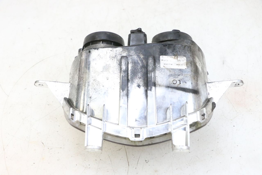 photo de REFLEKTOR PRZEDNI PIAGGIO NEW TYPHOON 50 (2018 - 2021) - Zbliżenie techniczne