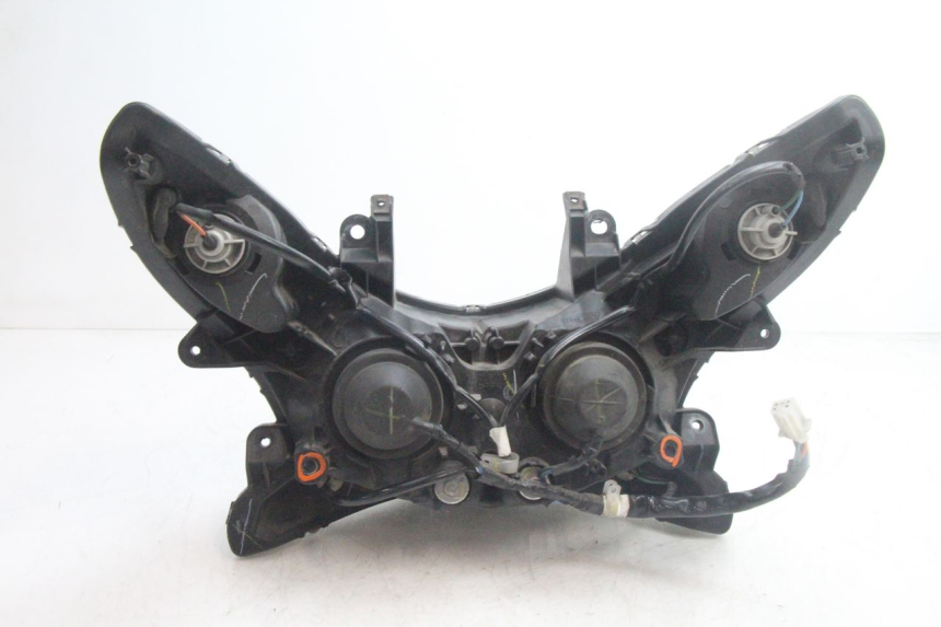 photo de REFLEKTOR PRZEDNI HONDA PCX (JF28) 125 (2009 - 2011) - Zbliżenie techniczne