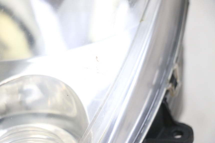 photo de REFLEKTOR PRZEDNI PEUGEOT ELYSTAR 125 (2002 - 2007) - Zoom stanu zużycia