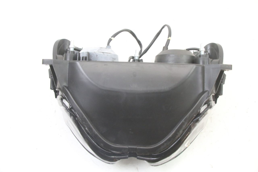 photo de REFLEKTOR PRZEDNI PIAGGIO NRG POWER PUREJET 50 (2018 - 2021) - Widok ogólny