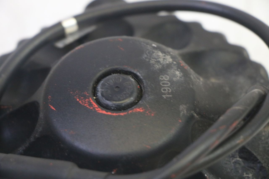 photo de REFLEKTOR PRZEDNI LIGIER PULSE 3 1 (2014 - 2020) - Zbliżenie techniczne