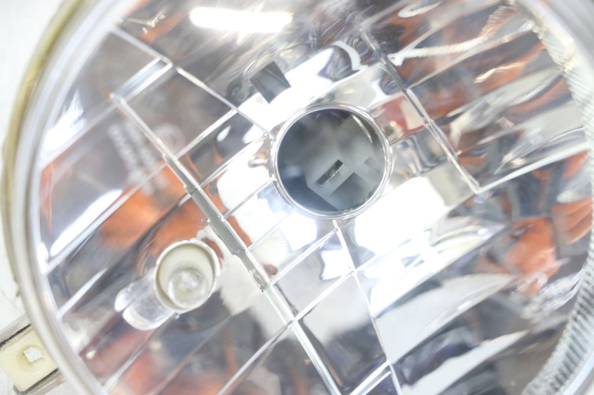 photo de REFLEKTOR PRZEDNI EFUN PUSA 1 - Stan powierzchni