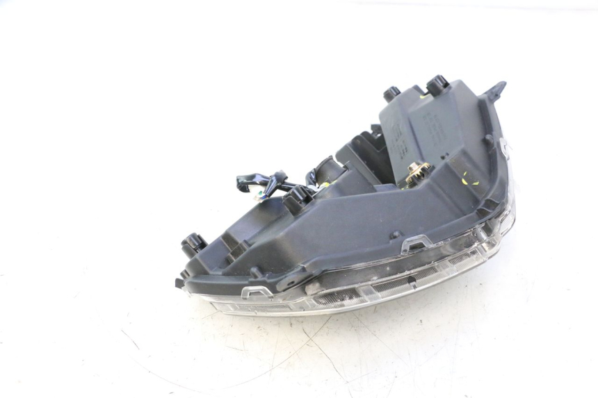 photo de PRZEDNIA LAMPA JM MOTORS R-MAX TECH 50 (2024 - 2026) - Widok produktu