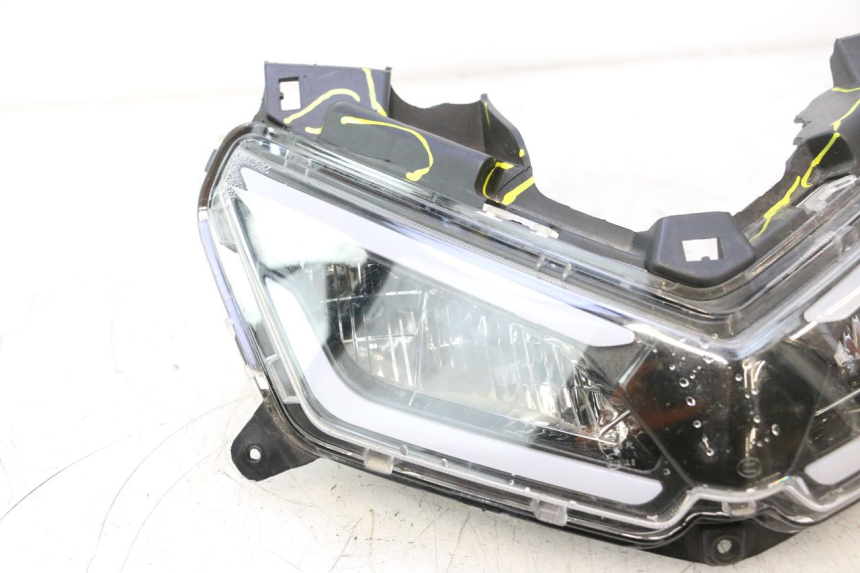 photo de PRZEDNIA LAMPA JM MOTORS R-MAX TECH 50 (2024 - 2026) - Widok główny