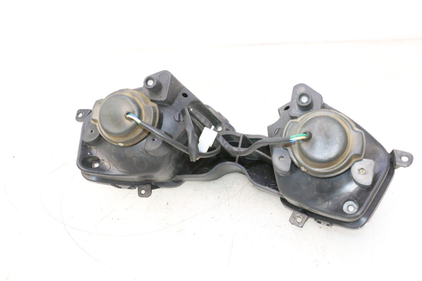 photo de PRZEDNIA LAMPA ORCAL RAPTOR 50 (2015 - 2021) - Szczegóły charakterystyczne