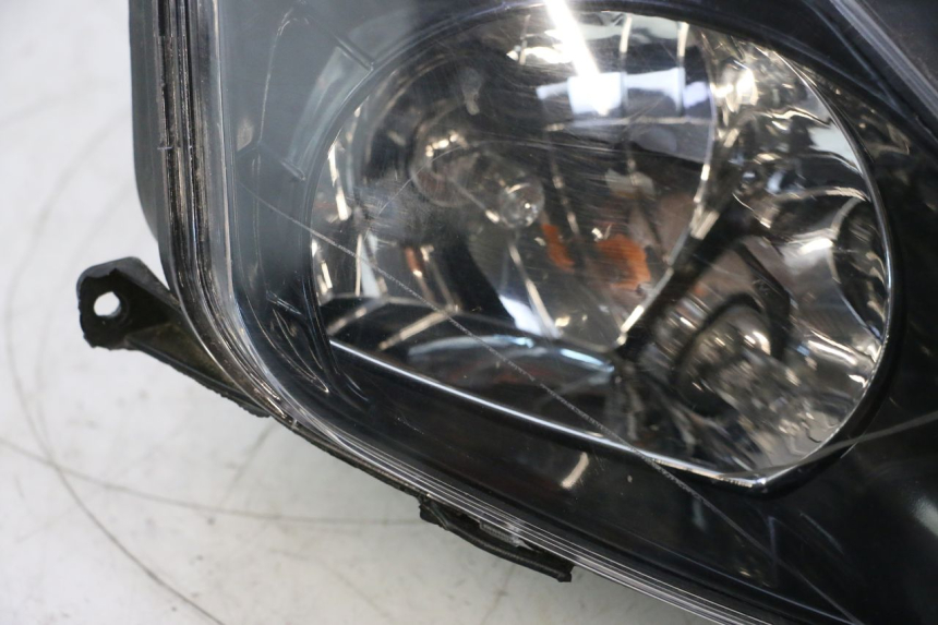 photo de PRZEDNIA LAMPA ORCAL RAPTOR 50 (2015 - 2021) - Alternatywny kąt