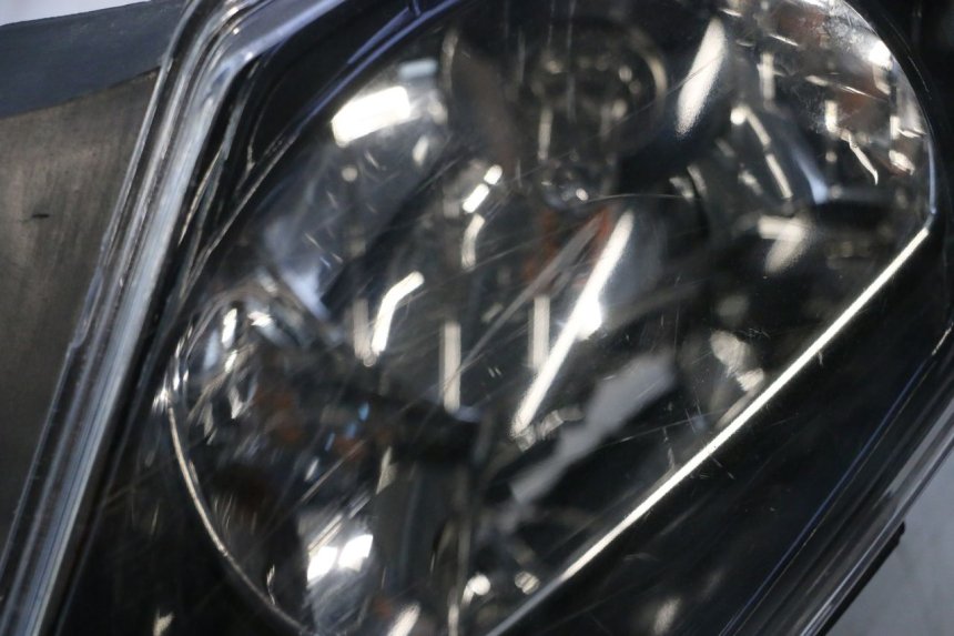 photo de PRZEDNIA LAMPA ORCAL RAPTOR 50 (2015 - 2021) - Stan powierzchni