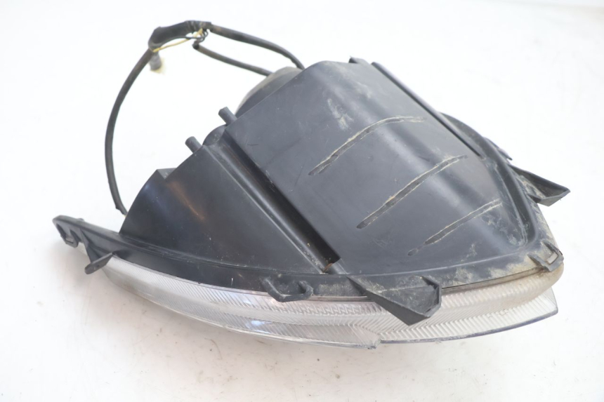 photo de REFLEKTOR PRZEDNI KEEWAY RY6 2T 50 (2011 - 2019) - Punkty mocowania