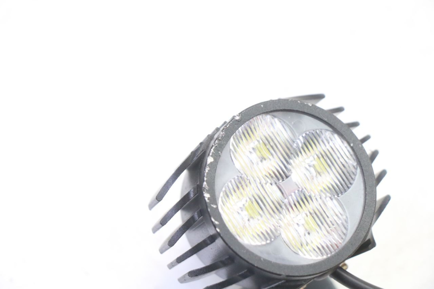 photo de REFLEKTOR PRZEDNI HERO S10 1 - Szczegół części