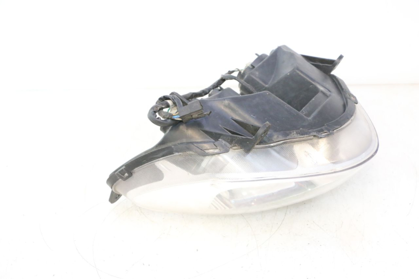 photo de REFLEKTOR PRZEDNI DAELIM S2 125 (2006 - 2007) - Zbliżenie techniczne
