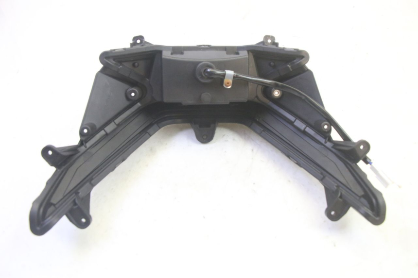 photo de REFLEKTOR PRZEDNI JM MOTORS SANTANA EVO 50 (2024 - 2026) - Szczegóły charakterystyczne