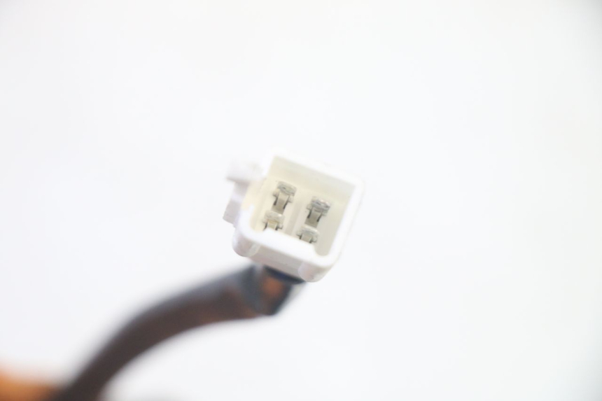 photo de REFLEKTOR PRZEDNI JM MOTORS SANTANA EVO 50 (2024 - 2026) - Zbliżenie komponentów