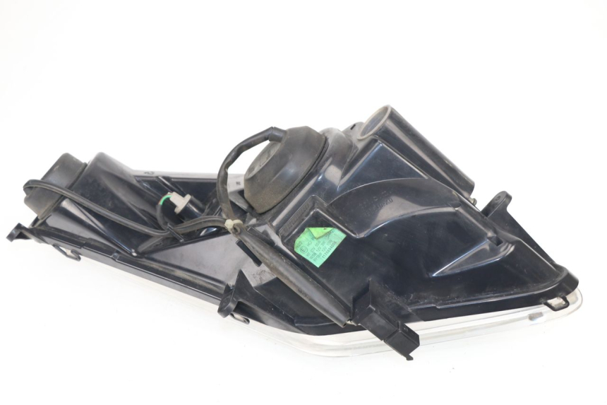 photo de REFLEKTOR PRZEDNI PEUGEOT SATELIS COMPRESSOR K15 125 (2006 - 2009) - Zbliżenie techniczne