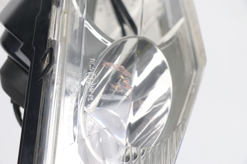 photo de REFLEKTOR PRZEDNI PEUGEOT SATELIS COMPRESSOR K15 125 (2006 - 2009) - Punkty mocowania