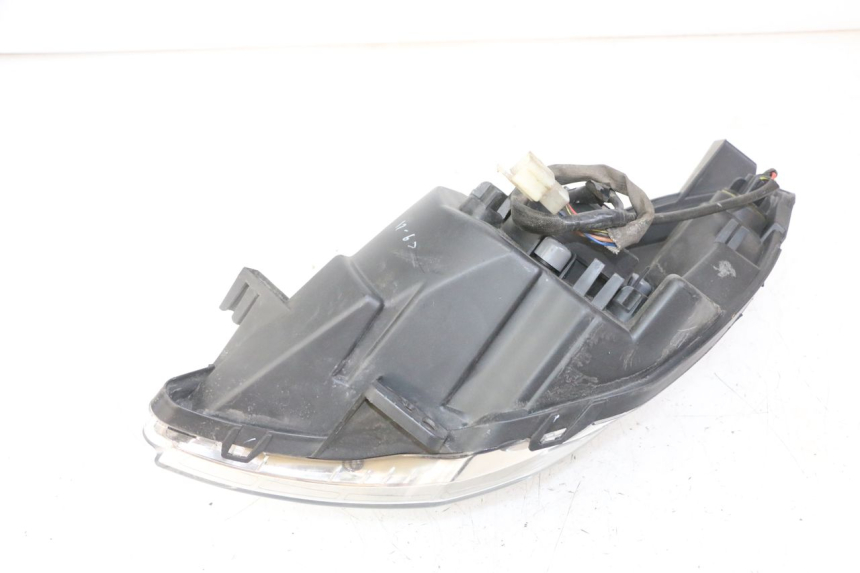 photo de REFLEKTOR PRZEDNI PEUGEOT SATELIS 125 (2013 - 2018) - Zoom stanu zużycia