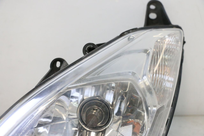 photo de REFLEKTOR PRZEDNI PEUGEOT SATELIS 125 (2013 - 2018) - Zoom jakości