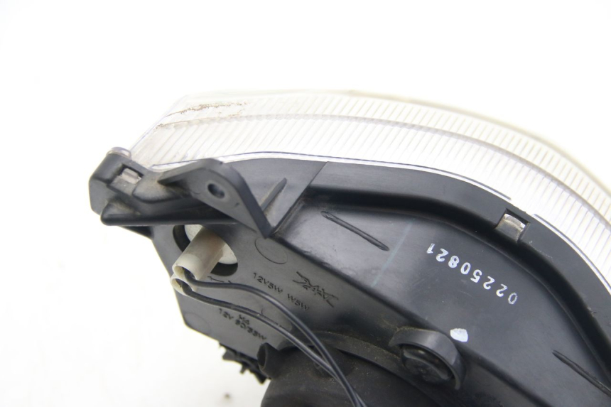 photo de REFLEKTOR PRZEDNI SUZUKI SIXTEEN 125 (2008 - 2010) - Widok produktu