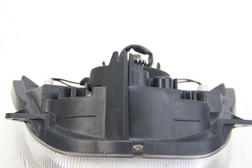 photo de REFLEKTOR PRZEDNI SUZUKI SIXTEEN 125 (2008 - 2010) - Oznaczenia i referencje