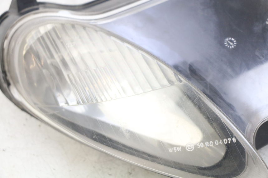 photo de REFLEKTOR PRZEDNI MBK SKYLINER 125 (1998 - 2001) - Zoom stanu zużycia