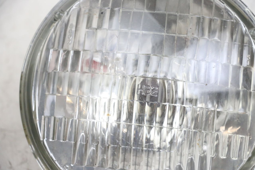 photo de REFLEKTOR PRZEDNI HARLEY DAVIDSON SPORTSTER XL CUSTOM 1200 (2003 - 2004) - Widok z bliska