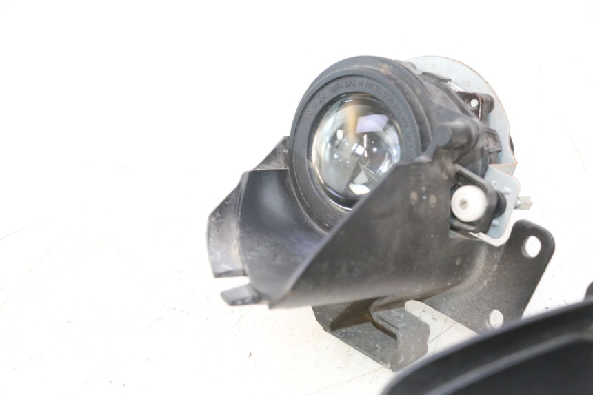 photo de PRZEDNIA LAMPA CAN-AM SPYDER RS 1000 (2008 - 2012) - Kontrola wizualna