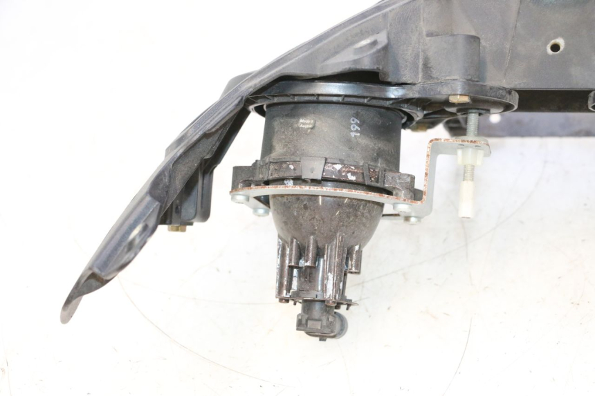 photo de PRZEDNIA LAMPA CAN-AM SPYDER RS 1000 (2008 - 2012) - Zoom jakości
