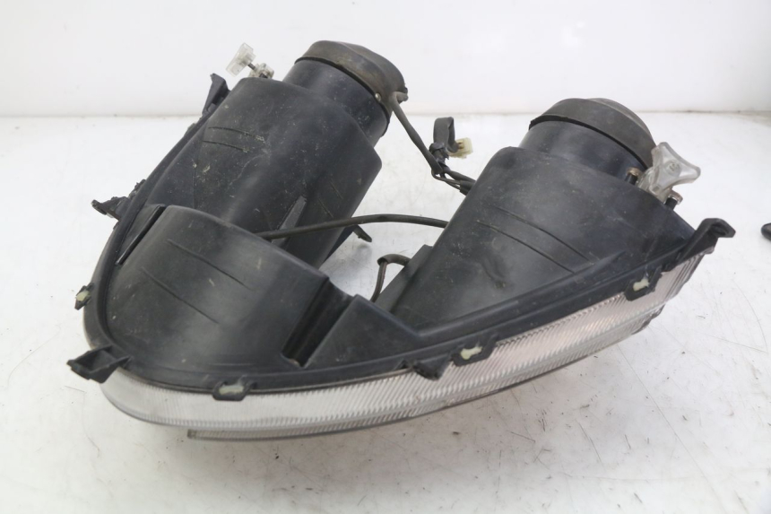 photo de REFLEKTOR PRZEDNI RAZZO STEED 125 (2012 - 2018) - Inny kąt widzenia