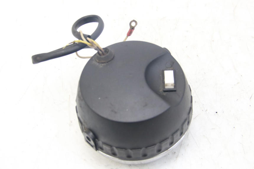 photo de REFLEKTOR PRZEDNI JAWA STELLA BABETTA 134 50 - Zoom stanu zużycia