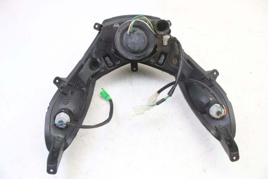 photo de REFLEKTOR PRZEDNI PEUGEOT STREETZONE I NAKED 2T 50 (2018 - 2020) - Inny kąt widzenia