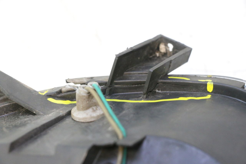 photo de PRZEDNIA LAMPA KYMCO SUPER 8 2T 50 (2007 - 2013) - Zoom jakości