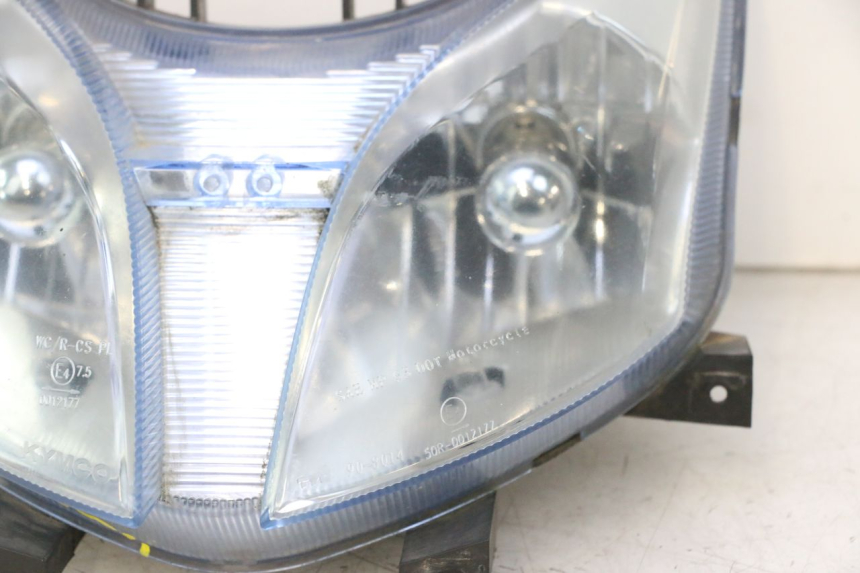 photo de PRZEDNIA LAMPA KYMCO SUPER 8 2T 50 (2007 - 2013) - Inny kąt widzenia