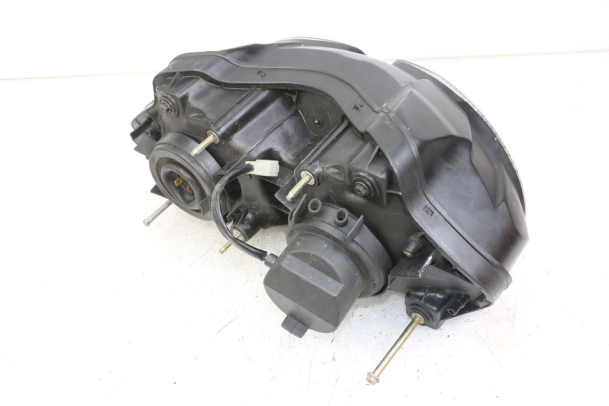 photo de REFLEKTOR PRZEDNI SUZUKI SV S 650 (1999 - 2002) - Zoom stanu zużycia