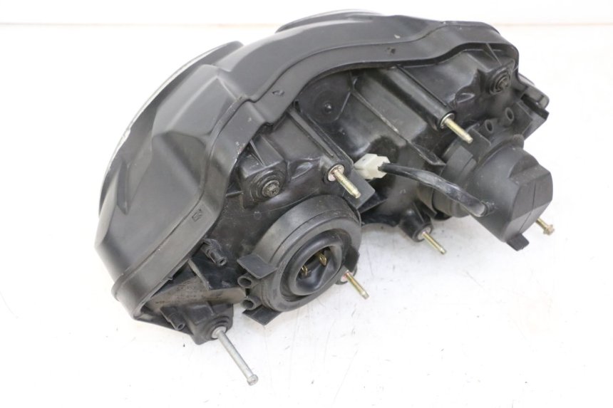 photo de REFLEKTOR PRZEDNI SUZUKI SV S 650 (1999 - 2002) - Inny kąt widzenia