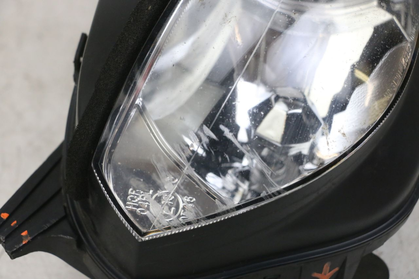 photo de REFLEKTOR PRZEDNI YAMAHA TDM ABS 900 (2002 - 2014) - Szczegół części
