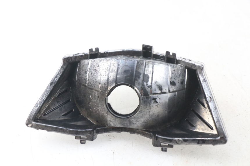 photo de REFLEKTOR PRZEDNI BAOTIAN TRAVEL SPIRIT 50 (2010 - 2012) - Zbliżenie techniczne