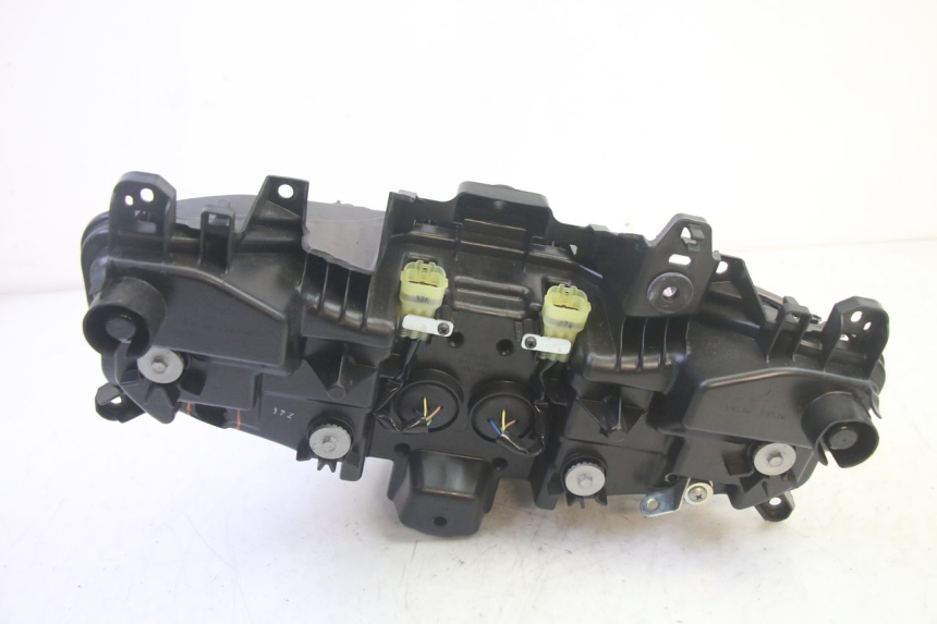 photo de REFLEKTOR PRZEDNI YAMAHA TRICITY 300 (2020 - 2024) - Widok produktu