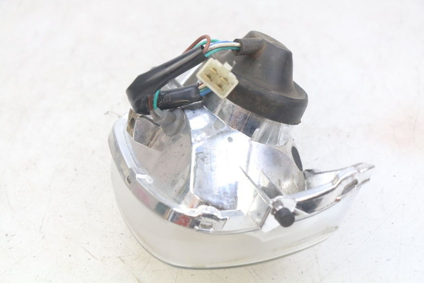 photo de REFLEKTOR PRZEDNI PEUGEOT TWEET 4T 50 (2018 - 2022) - Punkty mocowania