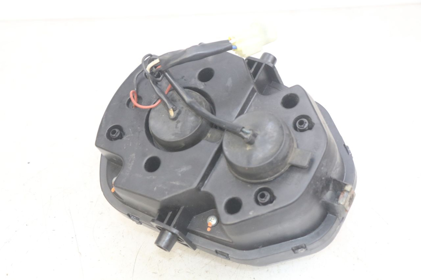 photo de REFLEKTOR PRZEDNI MOTRAC URBAN 4T 50 (2016 - 2024) - Inny kąt widzenia