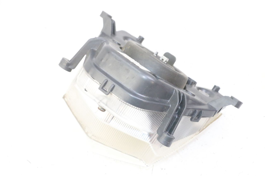 photo de REFLEKTOR PRZEDNI PEUGEOT VIVACITY NEW 4T 50 (2008 - 2017) - Zoom stanu zużycia