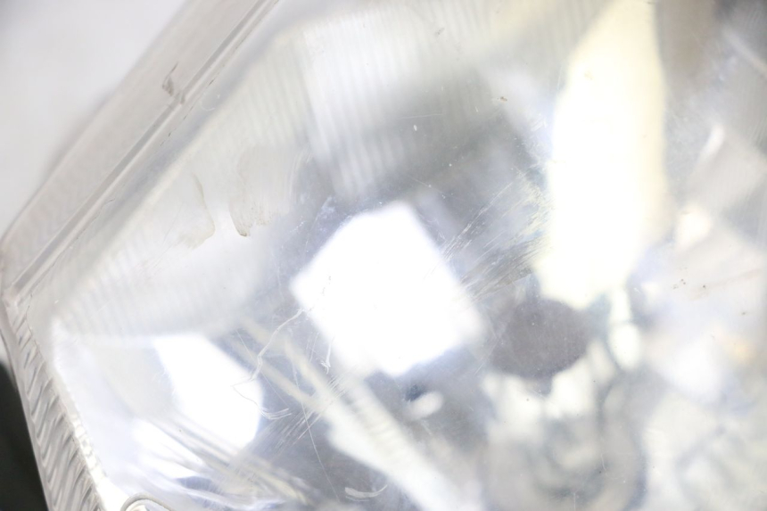 photo de REFLEKTOR PRZEDNI PEUGEOT VIVACITY NEW 4T 50 (2008 - 2017) - Część sprawdzona