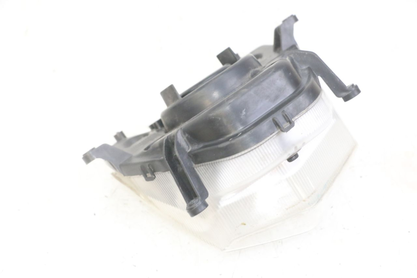 photo de REFLEKTOR PRZEDNI PEUGEOT VIVACITY NEW 4T 50 (2008 - 2017) - Zoom stanu zużycia