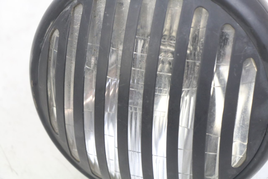 photo de REFLEKTOR PRZEDNI DAELIM VL DAYSTAR 125 (2000 - 2011) - Szczegół części