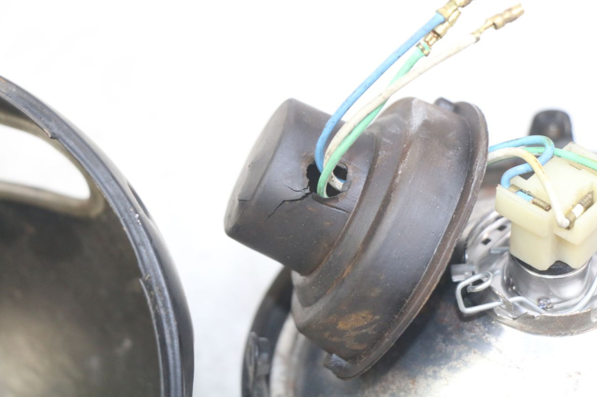 photo de REFLEKTOR PRZEDNI DAELIM VL DAYSTAR 125 (2000 - 2011) - Inny kąt widzenia