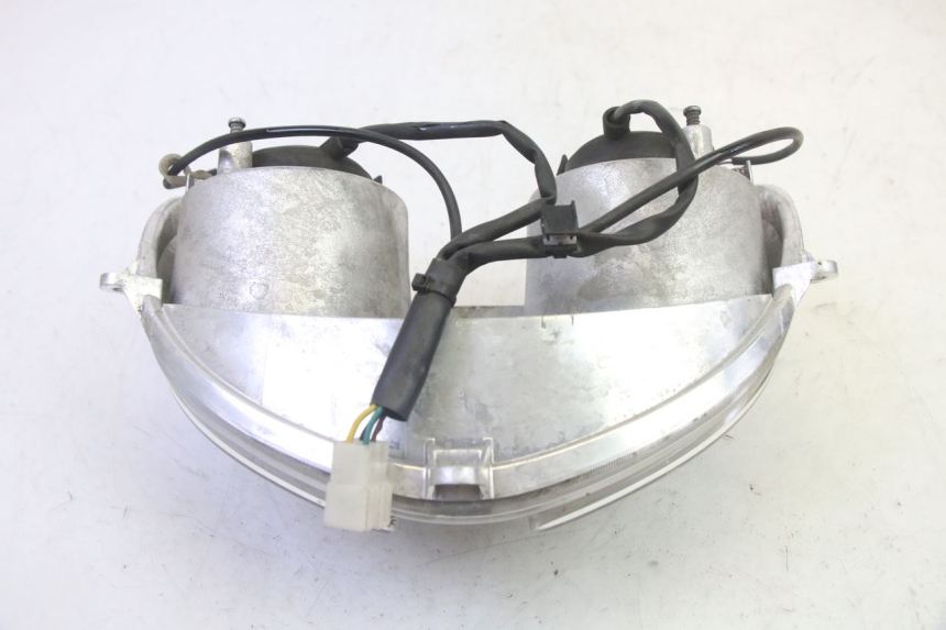 photo de REFLEKTOR PRZEDNI YAMAHA X-CITY XCITY 125 (2007 - 2013) - Punkty mocowania