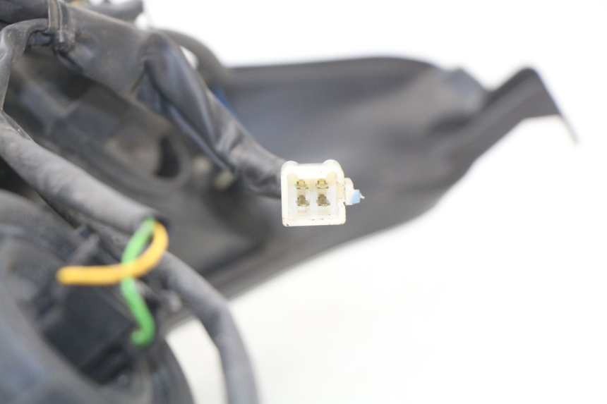 photo de REFLEKTOR PRZEDNI YAMAHA XMAX X-MAX 125 (2006 - 2009) - Szczegół części