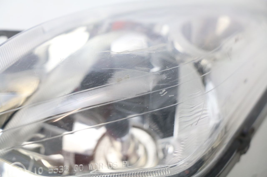 photo de REFLEKTOR PRZEDNI YAMAHA XMAX X-MAX 125 (2006 - 2009) - Widok ogólny