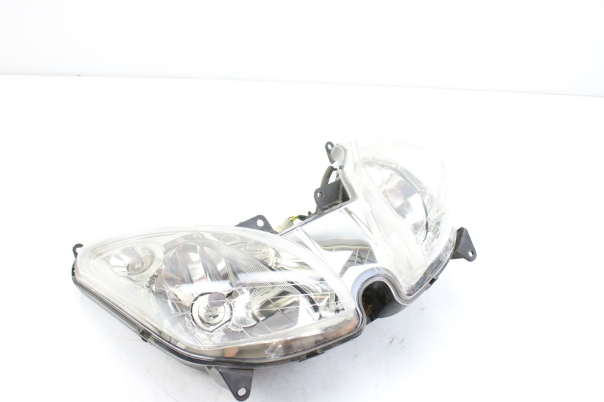 photo de REFLEKTOR PRZEDNI YAMAHA XMAX X-MAX 125 (2006 - 2009) - Szczegół części