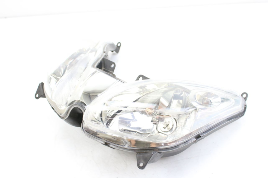 photo de REFLEKTOR PRZEDNI YAMAHA XMAX X-MAX 125 (2006 - 2009) - Zoom stanu zużycia