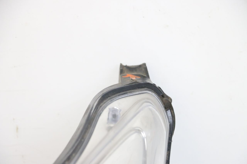 photo de REFLEKTOR PRZEDNI YAMAHA XMAX X-MAX 125 (2006 - 2009) - Szczegóły charakterystyczne