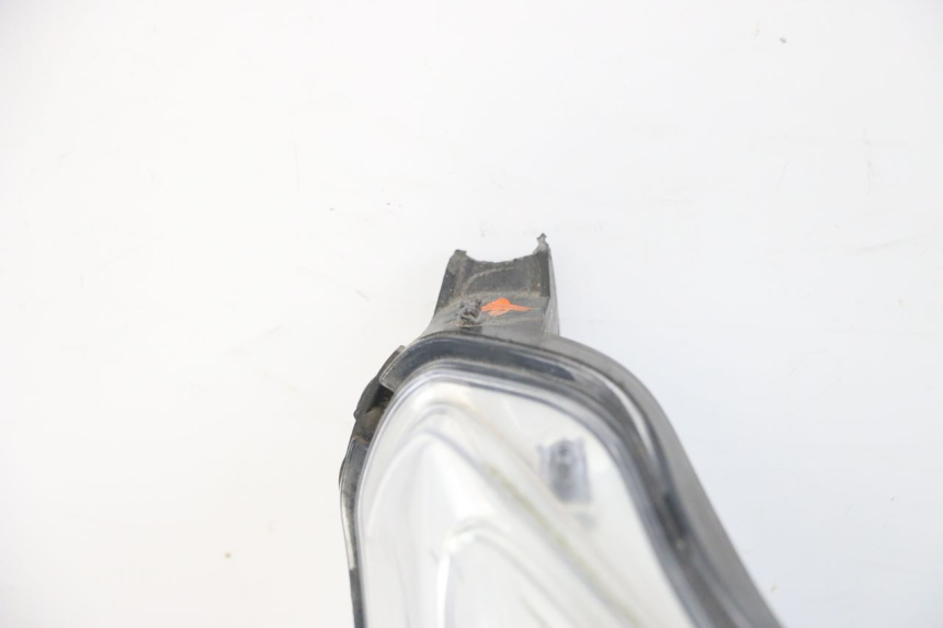 photo de REFLEKTOR PRZEDNI YAMAHA XMAX X-MAX 125 (2006 - 2009) - Zbliżenie komponentów